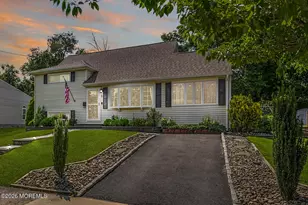 8 Bradford Rd, East Brunswick Township, NJ 08816 - Photo 1