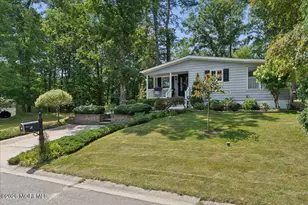39 Hibiscus Pl, Jackson, NJ 08527 - Photo 20