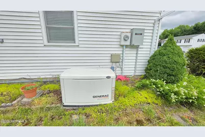 19 Brook Street, Farmingdale, NJ 07727 - Photo 22