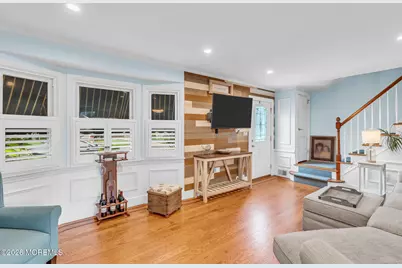 806 Trenton Avenue, Point Pleasant Beach, NJ 08742 - Photo 4