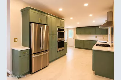 253 Parkview Terrace, Lincroft, NJ 07738 - Photo 4