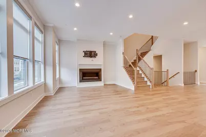 16 Valiant Court, Middletown, NJ 07748 - Photo 8