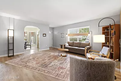60 Fort Lee Drive, Manahawkin, NJ 08050 - Photo 10