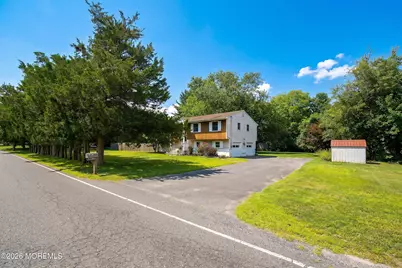 81 Ford Road, Howell Township, NJ 07731 - Photo 4