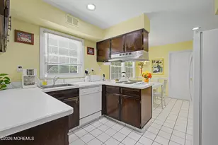 14 McIntosh Ln, Manalapan Township, NJ 07726 - Photo 16