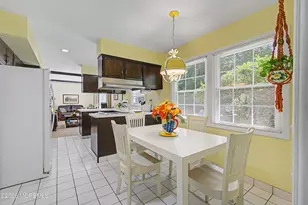 14 McIntosh Ln, Manalapan Township, NJ 07726 - Photo 20