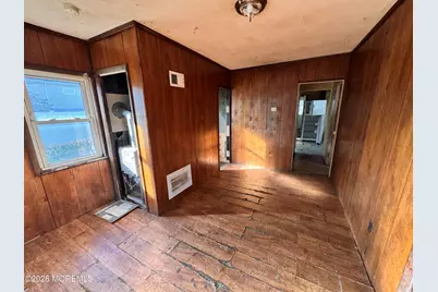 57 Lakewood Avenue, Keansburg, NJ 07734 - Photo 10
