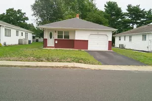 75 Montserrat St, Toms River Township, NJ 08757 - Photo 2