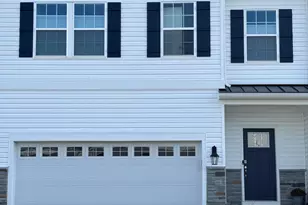 4 Victoria Gdns Sq, Neptune Township, NJ 07753 - Photo 2