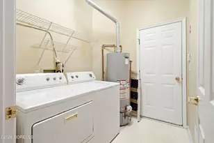 107 Cypress Point Ln, Jackson, NJ 08527 - Photo 22