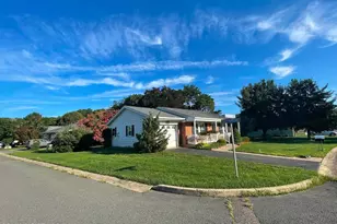 25 Hudson Pkwy, Manchester Township, NJ 08759 - Photo 2
