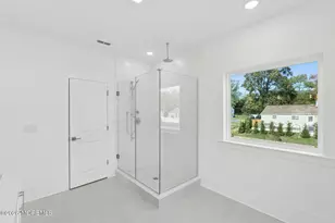 26 Tee Pl, Neptune Township, NJ 07753 - Photo 16