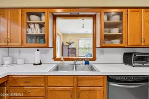 633 Spray Ave, Beachwood, NJ 08722 - Photo 14