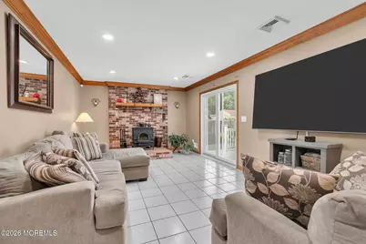 633 Spray Avenue, Beachwood, NJ 08722 - Photo 6