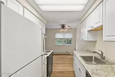 63 Stonehurst Boulevard #G, Freehold, NJ 07728 - Photo 14