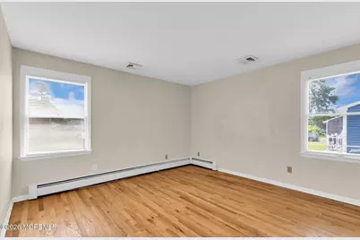 35 Spruce Street, Beachwood, NJ 08722 - Photo 18