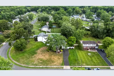 35 Chesapeake Road, Manalapan Township, NJ 07726 - Photo 36
