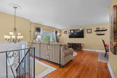 35 Chesapeake Road, Manalapan Township, NJ 07726 - Photo 4