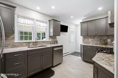 327 Pacific Avenue, Beachwood, NJ 08722 - Photo 6