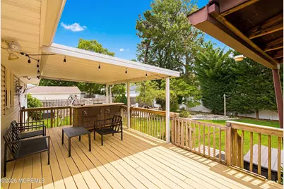 327 Pacific Avenue, Beachwood, NJ 08722 - Photo 20