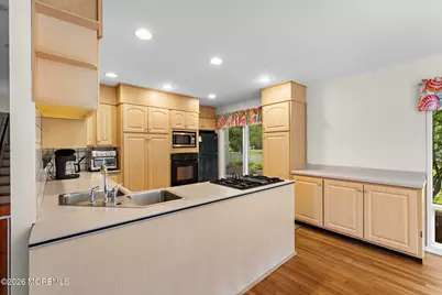 77 N Lakeshore Drive, Manahawkin, NJ 08050 - Photo 10