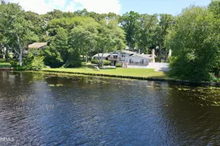 77 N Lakeshore Dr, Manahawkin, NJ 08050 - Photo 74