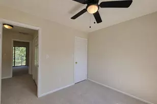 35 Whistler Dr, Freehold, NJ 07728 - Photo 18