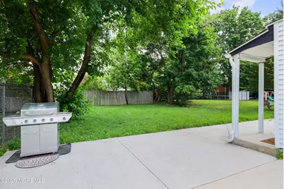 17 Clinton Street, Freehold, NJ 07728 - Photo 28