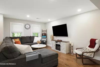 17 Clinton Street, Freehold, NJ 07728 - Photo 4