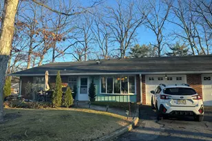 5B Buckingham Dr, Lakewood, NJ 08701 - Photo 2