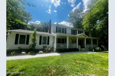 92 Quail Lane, Freehold, NJ 07728 - Photo 4