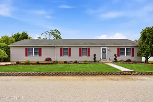 1432 Mizzen Ave, Beachwood, NJ 08722 - Photo 2