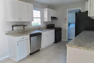 913 Larchmont St, Toms River Township, NJ 08757 - Photo 8