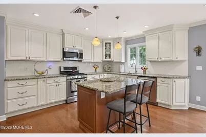 174 Statesir Place, Red Bank, NJ 07701 - Photo 10