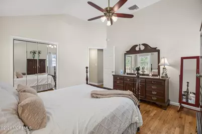 174 Statesir Place, Red Bank, NJ 07701 - Photo 16