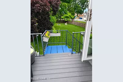 224 Colonial Avenue #2nd Floor, Union Township, NJ 07083 - Photo 10