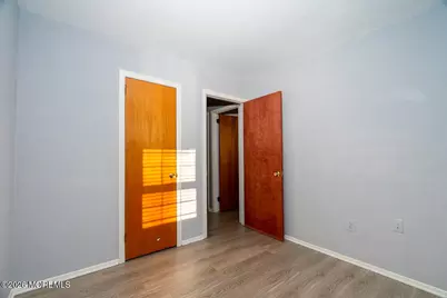 315 Beverly Way, Neptune Township, NJ 07753 - Photo 18