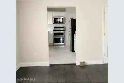 106 Leighton Avenue, Red Bank, NJ 07701 - Photo 6