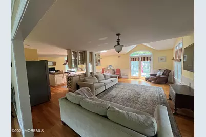14 Silverbrook Place, Lincroft, NJ 07738 - Photo 12