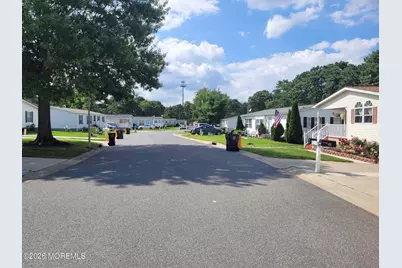 123 Briarwood Court, Whiting, NJ 08759 - Photo 4