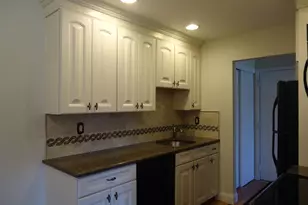 142 Cross Slope Ct, Manalapan Township, NJ 07726 - Photo 6