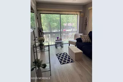108 Manchester Court, Red Bank, NJ 07701 - Photo 2