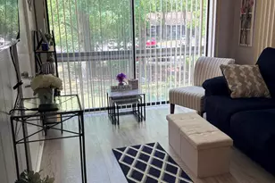 108 Manchester Ct, Red Bank, NJ 07701 - Photo 2
