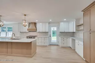 300 E Chestnut Ave, Metuchen, NJ 08840 - Photo 26