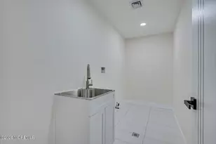 300 E Chestnut Ave, Metuchen, NJ 08840 - Photo 54