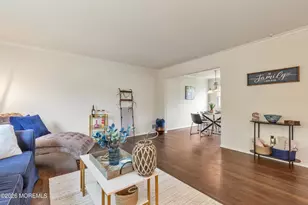 24 Fairview Dr, Middletown, NJ 07748 - Photo 6