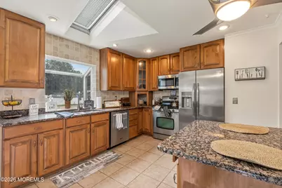 24 Fairview Drive, Middletown, NJ 07748 - Photo 12