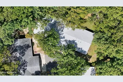 598B Lake Point Drive, Lakewood, NJ 08701 - Photo 22