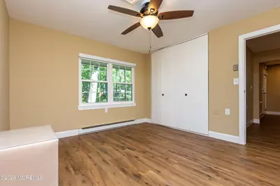 598B Lake Point Drive, Lakewood, NJ 08701 - Photo 14