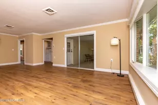 598B Lake Point Dr, Lakewood, NJ 08701 - Photo 6